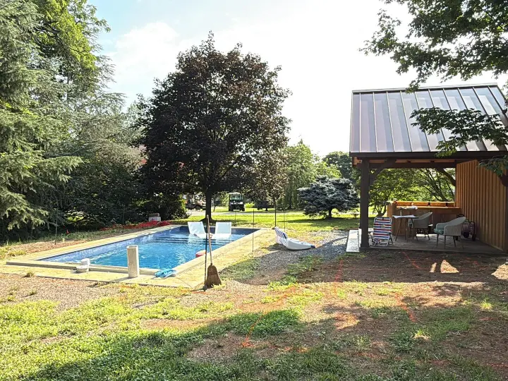 Blue River Landscaping LLC
